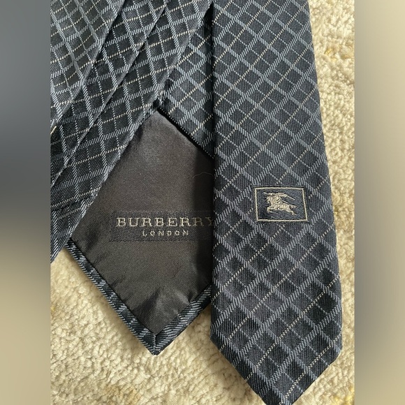 Burberry Navy Blue Check Silk Tie - Picture 3 of 8